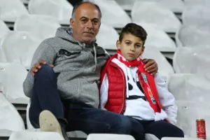 (87 ΦΩΤΟΣ) Ο κόσμος στο ΓΣΠ