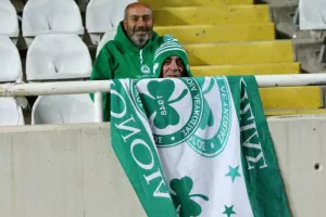 (87 ΦΩΤΟΣ) Ο κόσμος στο ΓΣΠ