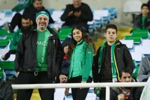 (87 ΦΩΤΟΣ) Ο κόσμος στο ΓΣΠ