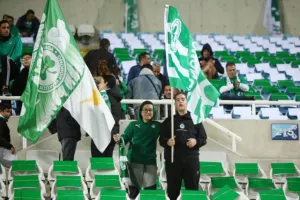 (87 ΦΩΤΟΣ) Ο κόσμος στο ΓΣΠ