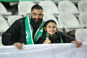 (87 ΦΩΤΟΣ) Ο κόσμος στο ΓΣΠ