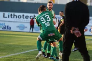 Πέντε γκολ, δυο δοκάρια και πρόκριση με ανατροπή! (φώτος)