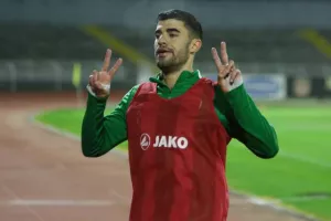 "Μαυροπράσινη"... καταιγίδα/ ΔΙΕΛΥΣΕ την Δόξα!  (Φώτος)