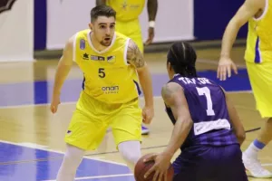 ΝΙΚΗΣΕ τον ΑΠΟΠ το ΑΠΟΕΛ