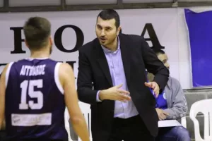 ΝΙΚΗΣΕ τον ΑΠΟΠ το ΑΠΟΕΛ