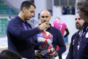 Χριστούγεννα στην κορυφή για την Ομόνοια (φώτος)