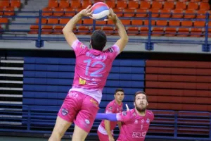 Χριστούγεννα στην κορυφή για την Ομόνοια (φώτος)