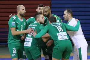 Χριστούγεννα στην κορυφή για την Ομόνοια (φώτος)