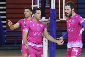 Χριστούγεννα στην κορυφή για την Ομόνοια (φώτος)