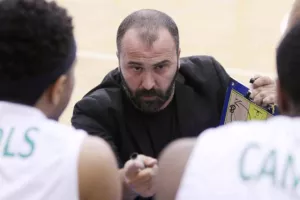 ΔΙΠΛΟ η Ένωση επί της Ομόνοιας! (Φώτος)