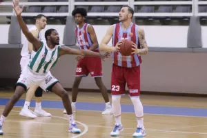 ΔΙΠΛΟ η Ένωση επί της Ομόνοιας! (Φώτος)