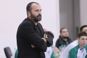 ΔΙΠΛΟ η Ένωση επί της Ομόνοιας! (Φώτος)