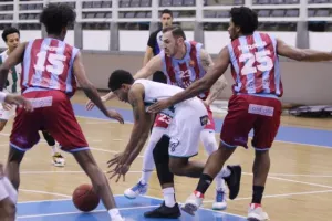ΔΙΠΛΟ η Ένωση επί της Ομόνοιας! (Φώτος)