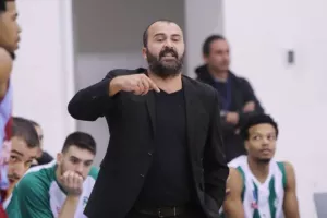 ΔΙΠΛΟ η Ένωση επί της Ομόνοιας! (Φώτος)