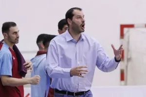 ΔΙΠΛΟ η Ένωση επί της Ομόνοιας! (Φώτος)