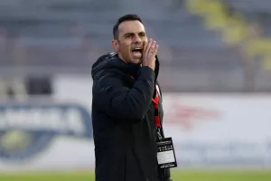 ΜΑΧΗΤΗΣ ο Πούρσα