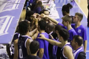 Το ΑΠΟΕΛ νίκησε τον Απόλλωνα (φώτος)