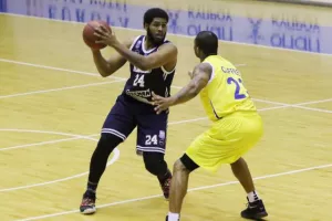 Το ΑΠΟΕΛ νίκησε τον Απόλλωνα (φώτος)