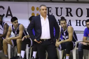 Το ΑΠΟΕΛ νίκησε τον Απόλλωνα (φώτος)