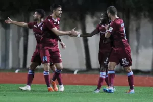 Φοβερό παιχνίδι, τέσσερα γκολ και από ένα βαθμό! (φώτος)