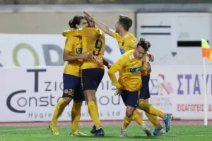 Φοβερό παιχνίδι, τέσσερα γκολ και από ένα βαθμό! (φώτος)