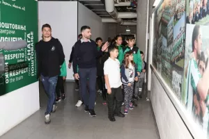 Υπέροχες στιγμές με μέλη του happy faces Omonoia Kids Club (Φώτος)