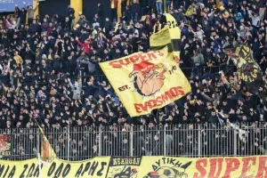 Κόσμος του Άρη στο προπονητικό κέντρο: «Ήταν η τελευταία φορά»