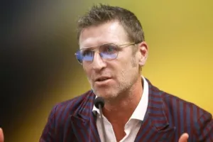 Το νέο... fashion icon της Super League! 
