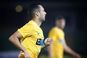 ΑΠΑΝΤΗΣΗ με... "ατάκα" ο Τόρες