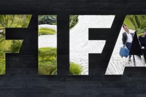 UEFA - FIFA: Στο ίδιο τραπέζι Μαρινάκης, Σαββίδης, Μελισσανίδης, Αλαφούζος