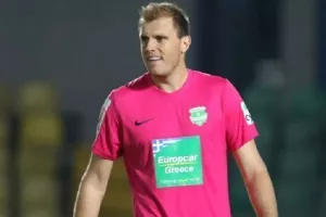 Πρώην "δικός μας" κίπερ- "Επίθεση" από συμπαίκτες μετά από κακή απόδοση!