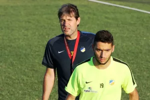 Επιστρέφει… Κύπρο 