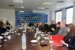 Ο Μαρινάκης ζήτησε από τις ΠΑΕ τοποθέτηση για την συνιδιοκτησία