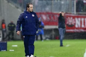 Μαρτίνς: «Δίκαιη νίκη και πρόκριση – μου στερεί χρόνια ο Ολυμπιακός»!