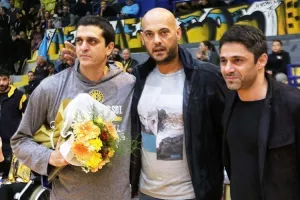 RESPECT από Πετρολίνα ΑΕΚ σε ΑΕΛ και Παλάλα...