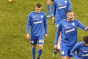 ΠΡΩΤΗ φορά στον πάγκο