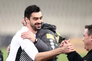 «Κορυφαία απόκρουση της καριέρας μου, δεν μου αρέσει η λέξη "ήρωας"»