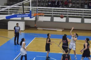 ΠΡΩΤΑΘΛΗΜΑ για τα κορίτσια του UNIC! (φώτος)