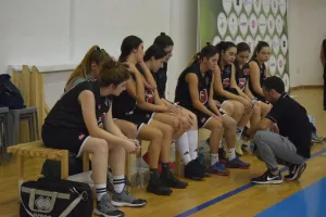 ΠΡΩΤΑΘΛΗΜΑ για τα κορίτσια του UNIC! (φώτος)