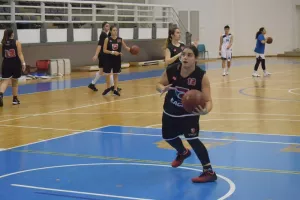 ΠΡΩΤΑΘΛΗΜΑ για τα κορίτσια του UNIC! (φώτος)