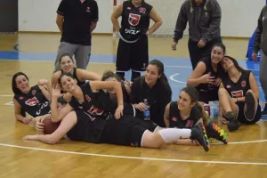 ΠΡΩΤΑΘΛΗΜΑ για τα κορίτσια του UNIC! (φώτος)