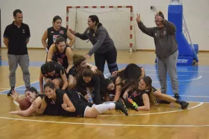 ΠΡΩΤΑΘΛΗΜΑ για τα κορίτσια του UNIC! (φώτος)
