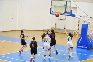 ΠΡΩΤΑΘΛΗΜΑ για τα κορίτσια του UNIC! (φώτος)