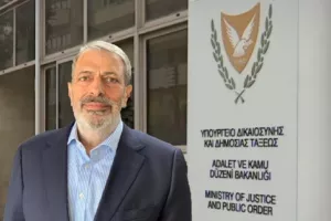 ΕΙΣΗΓΗΣΗ στον Υπουργό Σαββίδη