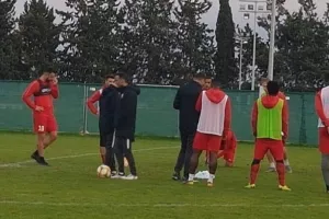 Στο Μενεού…