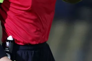 ΔΙΑΙΤΗΤΗΣ μίλησε σε ποδοσφαιριστή