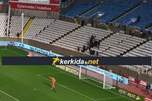 Στήριξη στο ΑΠΟΕΛ... από τη Νότια (φώτος)
