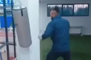 Μποξ στο Κολόσσι