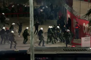 Μόνο με πρόστιμο κινδυνεύει ο Ολυμπιακός για το ντέρμπι