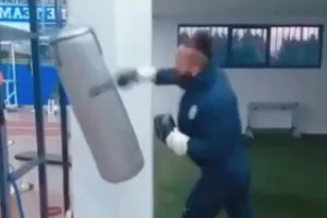 Μποξ στο Κολόσσι